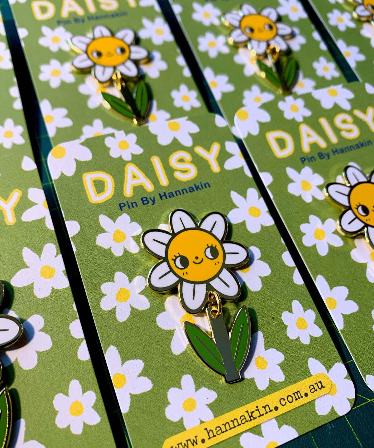 Daisy - Enamel Pin