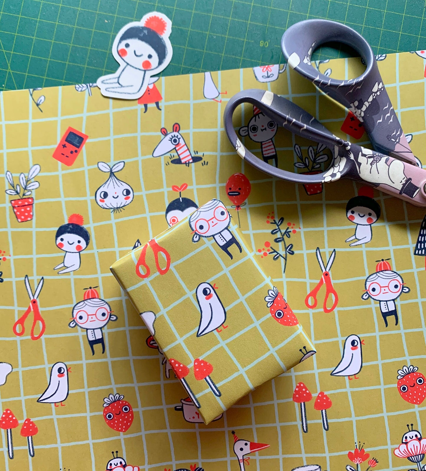 Friends & Bobs (Mustard) - Wrapping Paper - 3 PACK